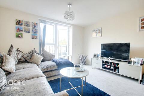 1 bedroom apartment for sale, 8 Hillier Crescent, Darford