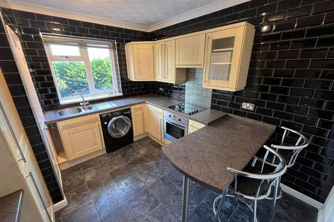 2 bedroom maisonette to rent, King Street, Cottingham, East Riding of Yorkshire, HU16