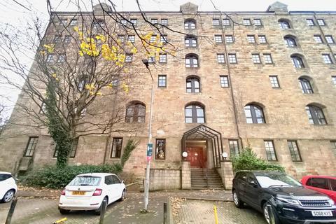 2 bedroom flat to rent, Bell Street, Merchant City, Glasgow, G4