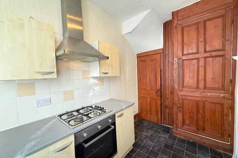 undefined, Cecil Mount, Leeds, West Yorkshire, LS12