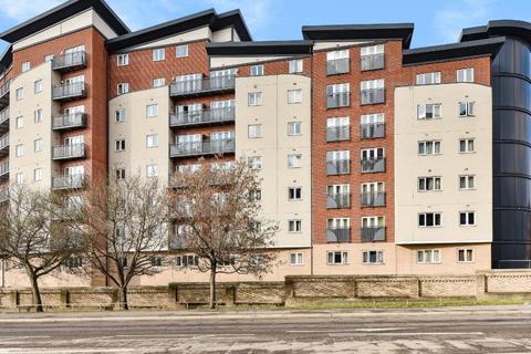 2 bedroom flat for sale, Slough,  Berkshire,  SL1