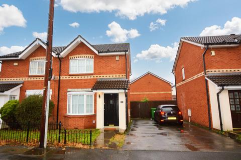 2 bedroom semi-detached house to rent - Fenside Road, Manchester M22