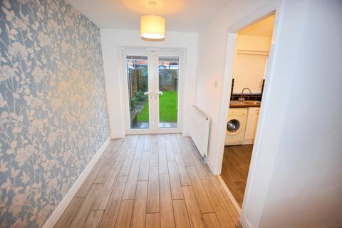 2 bedroom semi-detached house to rent - Fenside Road, Manchester M22