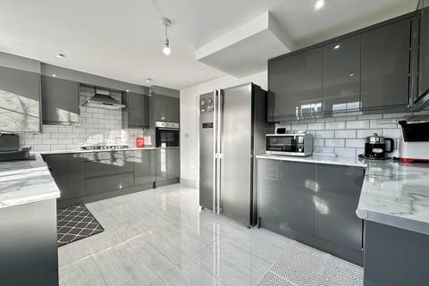 2 Needham Road, Luton, LU4 9HD
