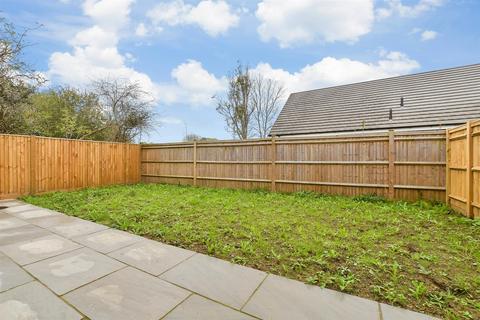 3 bedroom terraced bungalow for sale, Cypress Grove, Alfold, Cranleigh, Surrey