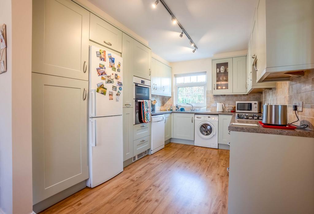 Kitchen dining room