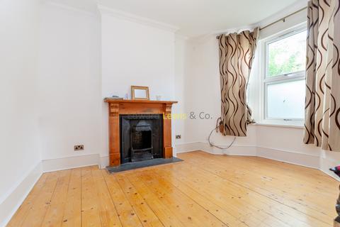 5 bedroom end of terrace house to rent, Adley Street, London E5