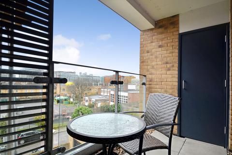 1 bedroom apartment for sale - at Blackwall Lane, Greenwich, London SE10