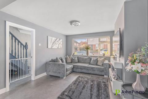 2 Aldbury Rise, Coventry, CV5 9JP