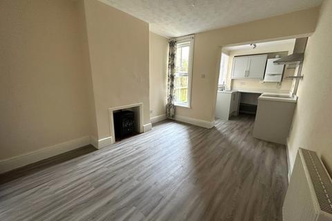 2 bedroom cottage to rent, Trinity Gardens   Fareham   UNFURNISHED