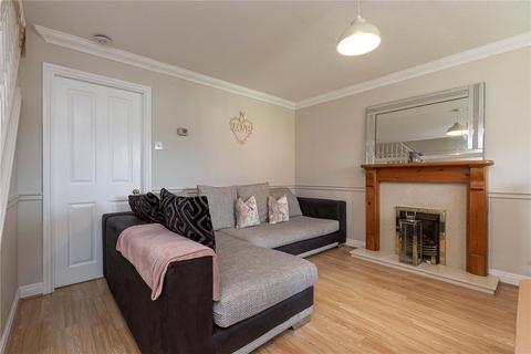3 bedroom terraced house to rent, Shelbourne Mews, Macclesfield, Cheshire, SK10