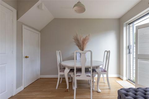 3 bedroom terraced house to rent, Shelbourne Mews, Macclesfield, Cheshire, SK10