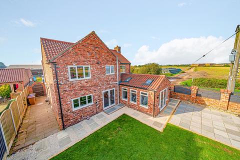4 bedroom detached house for sale, Lower Church Road, Skellingthorpe, Lincoln, Lincolnshire, LN6