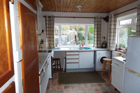 2 bedroom semi-detached bungalow for sale, Riverside, Llanmorlais, Swansea, SA4 3SU