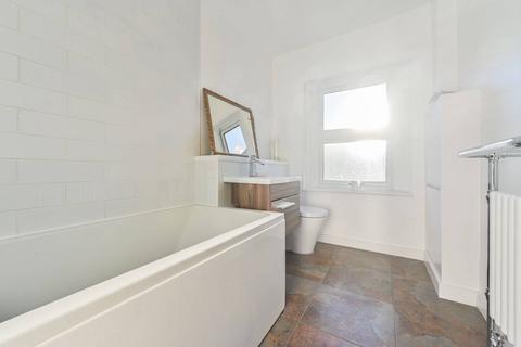 38 Levendale Road, London, SE23 2TW