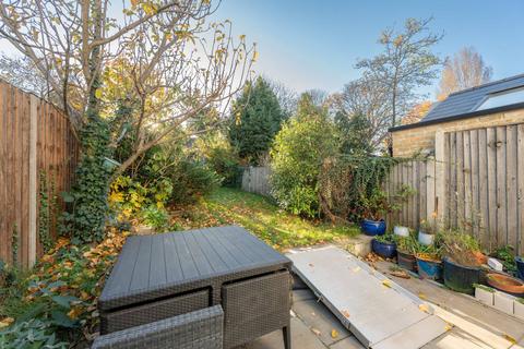 38 Levendale Road, London, SE23 2TW
