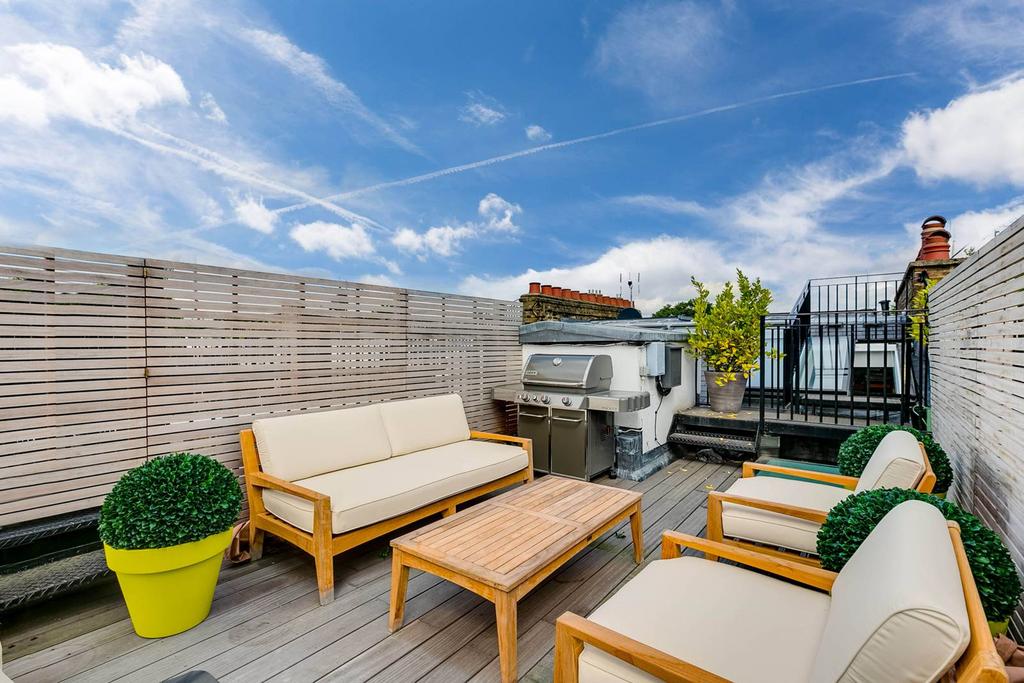 Earls Court Square, Earls Court... 2 bed flat to rent £7,999 pcm (£1,846 pw)