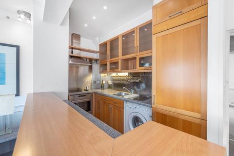 3 bedroom flat to rent, Goldhurst Terrace, South Hampstead, London, NW6