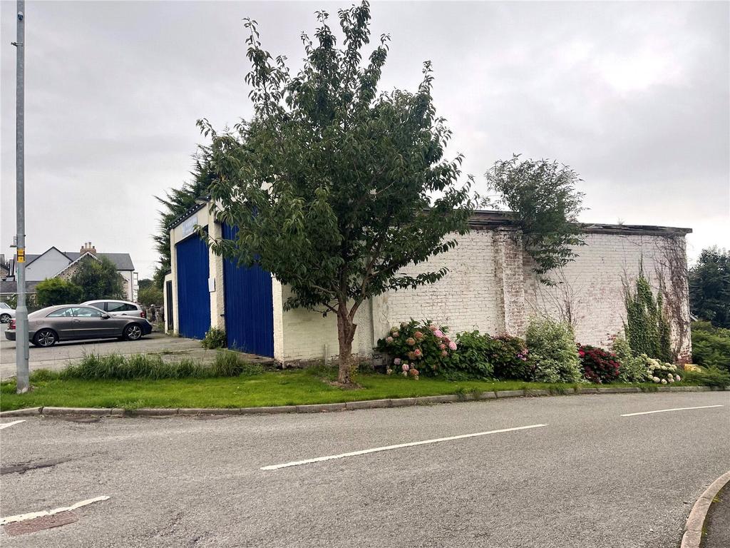 Penmaenmawr Road, Llanfairfechan... Property for sale £180,000