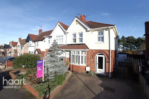 3 bedroom semi-detached house for sale - Berry Hill Road, Mansfield