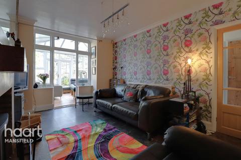 3 bedroom semi-detached house for sale - Berry Hill Road, Mansfield