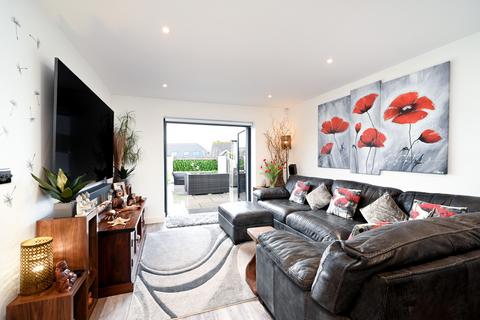 3 bedroom detached house for sale, Tremola Avenue, Saltdean, Brighton, East Sussex, BN2