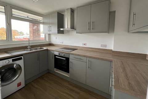 2 bedroom flat to rent - Edgewood Drive, Orpington, Kent