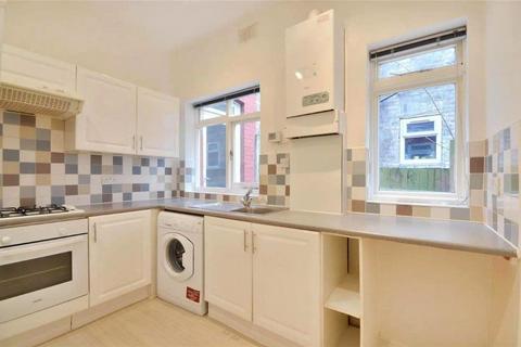 2 bedroom flat to rent, Riffel Road, Willesden Green