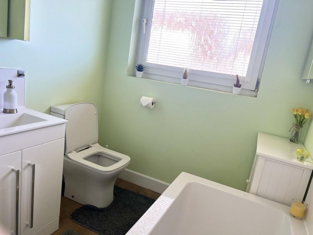 Bathroom WC