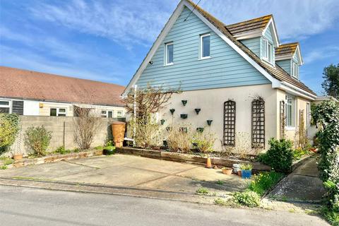 3 bedroom detached house for sale, Carrington Lane, Milford on Sea, Lymington, Hampshire, SO41