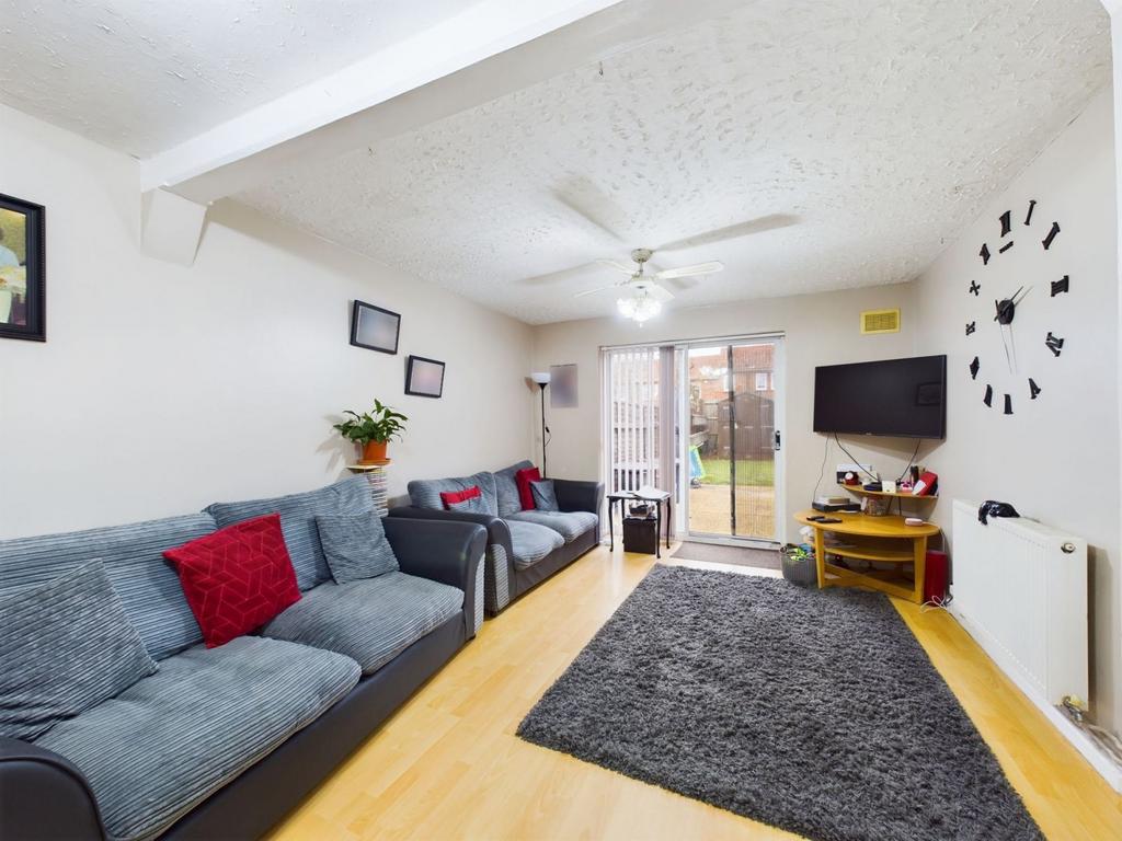 Lounge/dining room