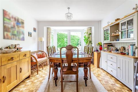 24 Brokes Crescent, Reigate, RH2 9PS