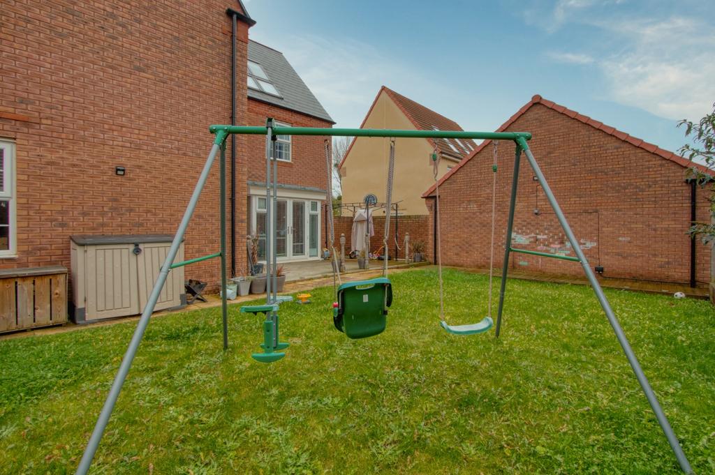 Bruford Drive (38)