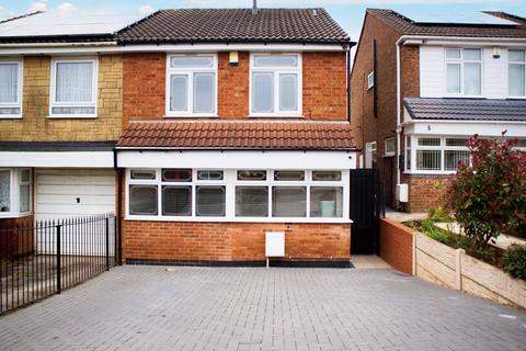 4 bedroom semi-detached house for sale - Keanscott Drive, Oldbury B68