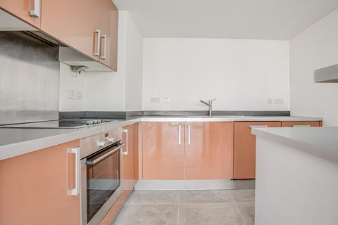 2 bedroom flat to rent, Falcon Wharf, 34 Lombard Road, London