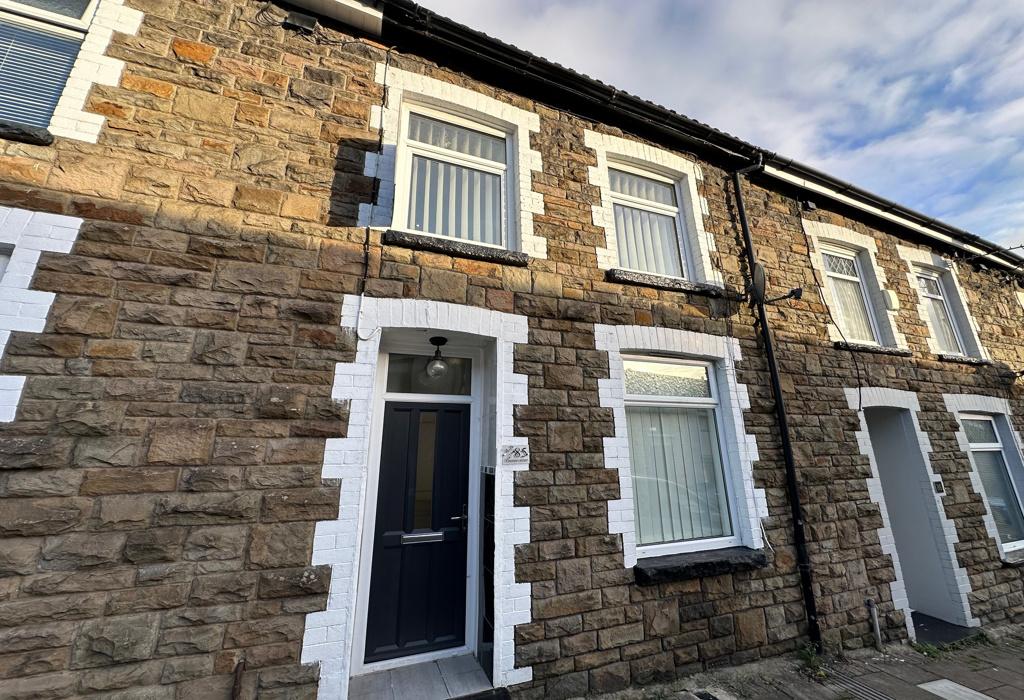 Thomas Street, Tonypandy 3 bed terraced house £115,000