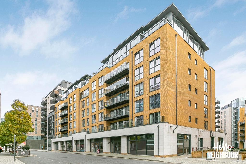 Knightley Walk, London, SW18 2 bed apartment to rent - £2,500 pcm (£577 pw)