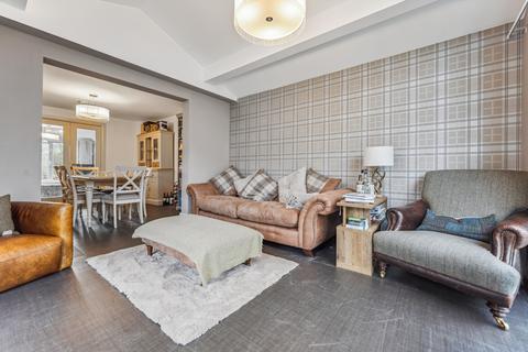 65 Parkside, Auchterarder, PH3 1GG