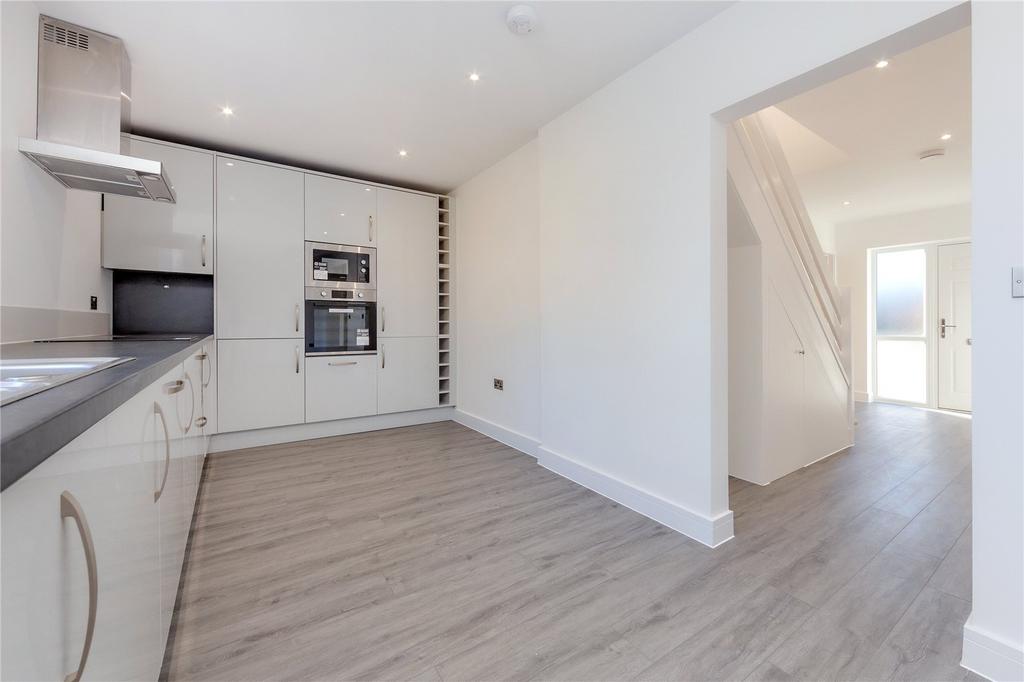 Micklefield Way, Borehamwood... 3 bed semidetached house for sale £550,000