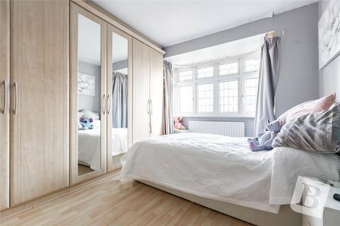 32 Havering Drive, Romford, RM1 4BH