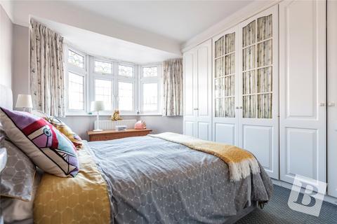 32 Havering Drive, Romford, RM1 4BH