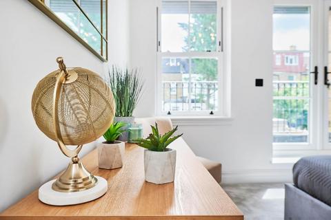 1, Ashmere House, 1 Manor Park, London, SE13 5QZ