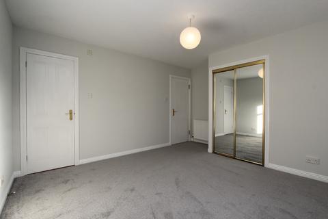 2 bedroom flat to rent, Sinclair Gardens, Gorgie, Edinburgh, EH11