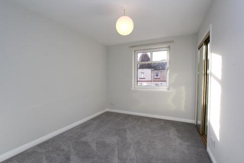 2 bedroom flat to rent, Sinclair Gardens, Gorgie, Edinburgh, EH11