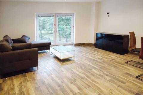 2 bedroom flat to rent, New Briggate, Leeds, West Yorkshire, LS1