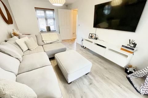 2 Burnside Close, Boldon Colliery, NE35 9BU