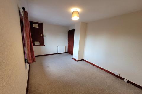 2 bedroom terraced house to rent, Lochside Road, Dumfries, Dumfries And Galloway. DG2 0EA