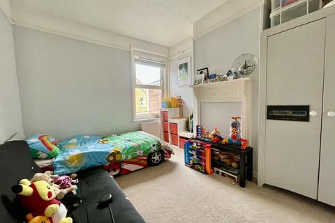 40 Duckworth Road, Exeter, EX2 9BP