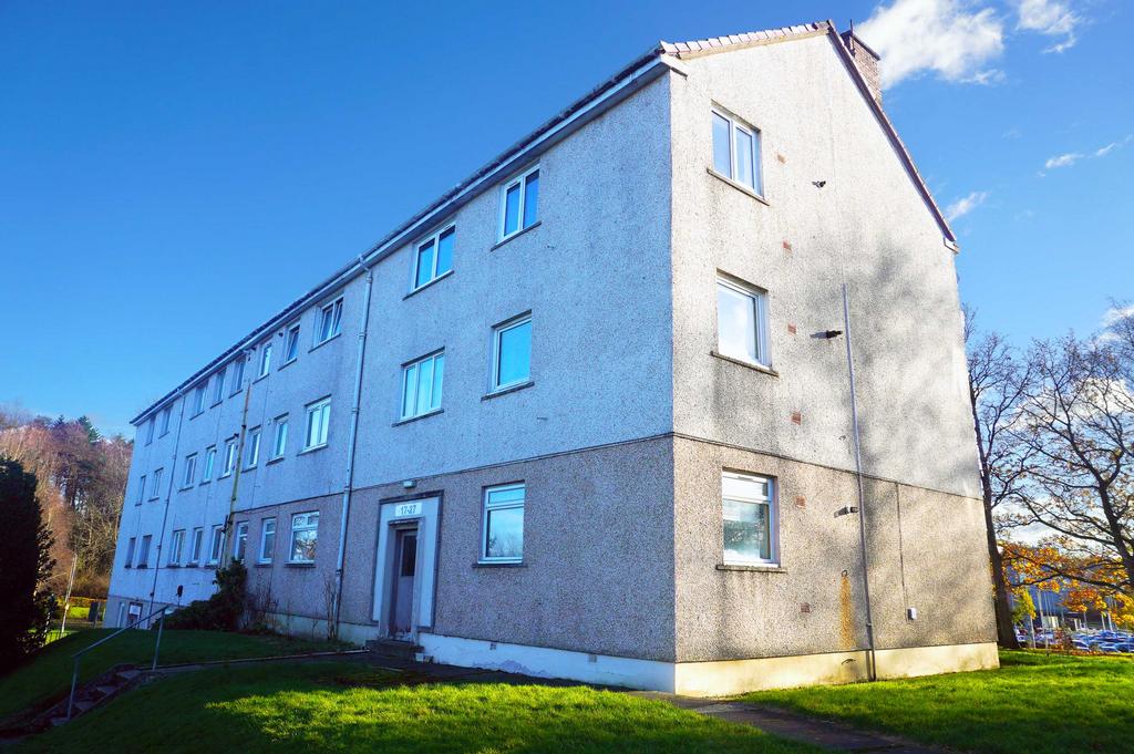 Falkland Drive, East Kilbride G74 2 bed flat £90,000