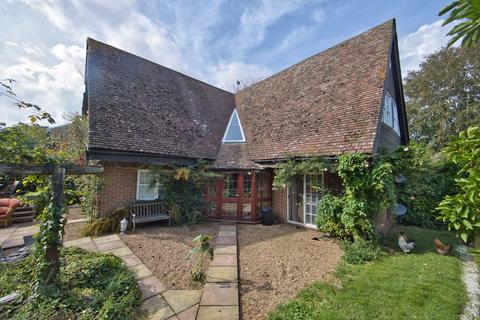 4 bedroom farm house for sale - Woodnesborough Lane, Eastry, CT13